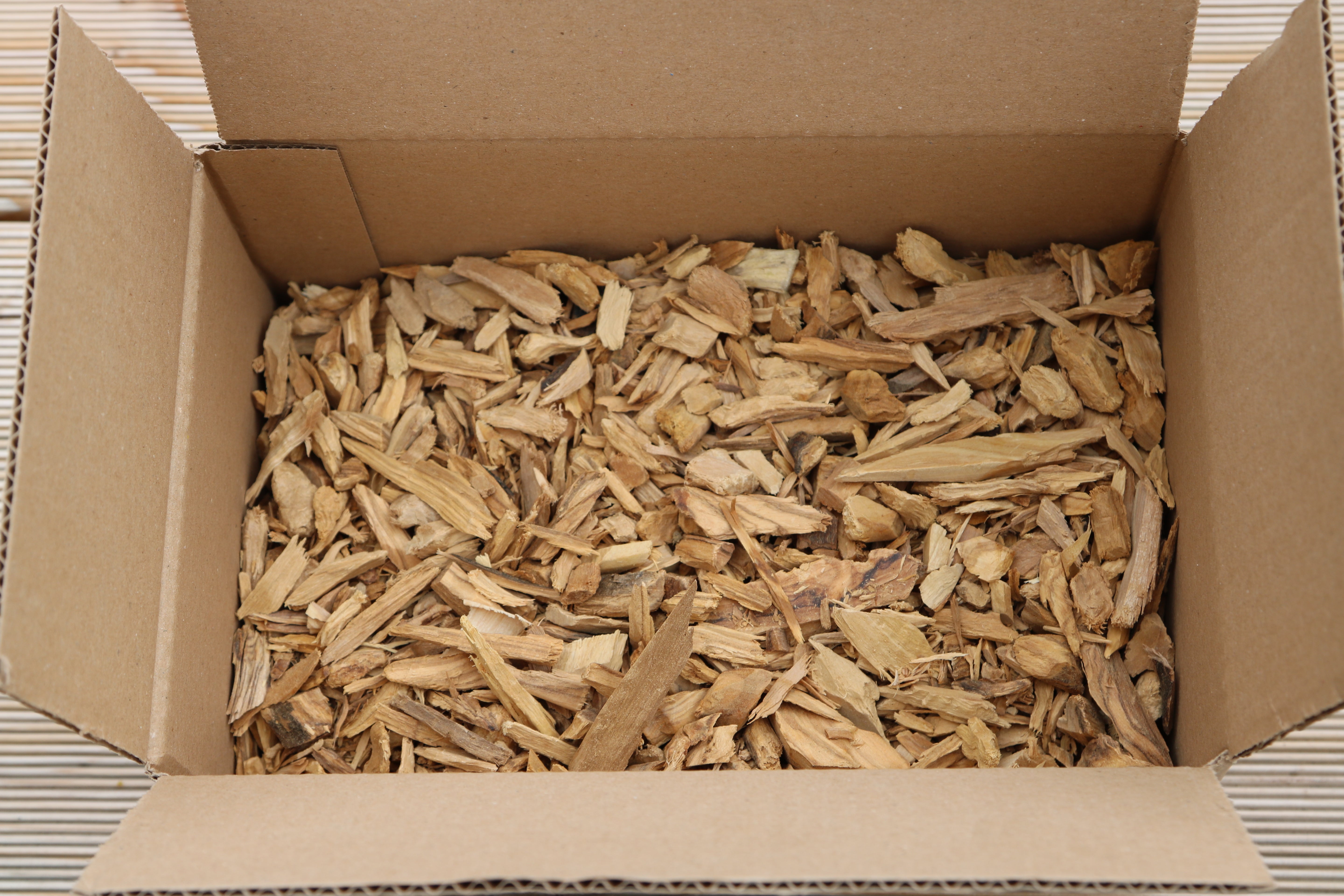 Räucherchips Olivenholz SmoFi Olive Smoken Smoke BBQ Grillen