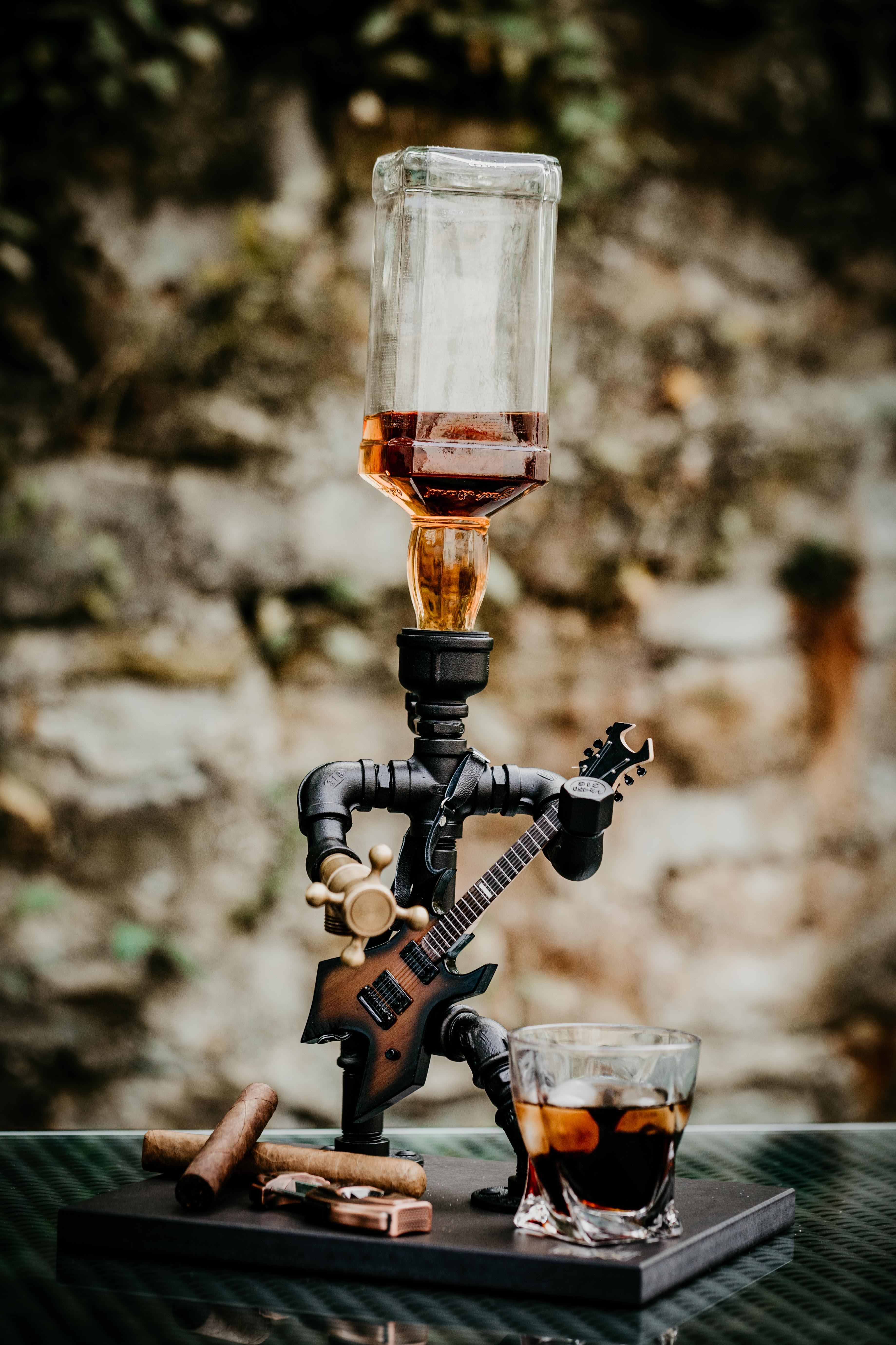 Getränkespender für Whisky Schnaps Grappa Rum Spirituosen