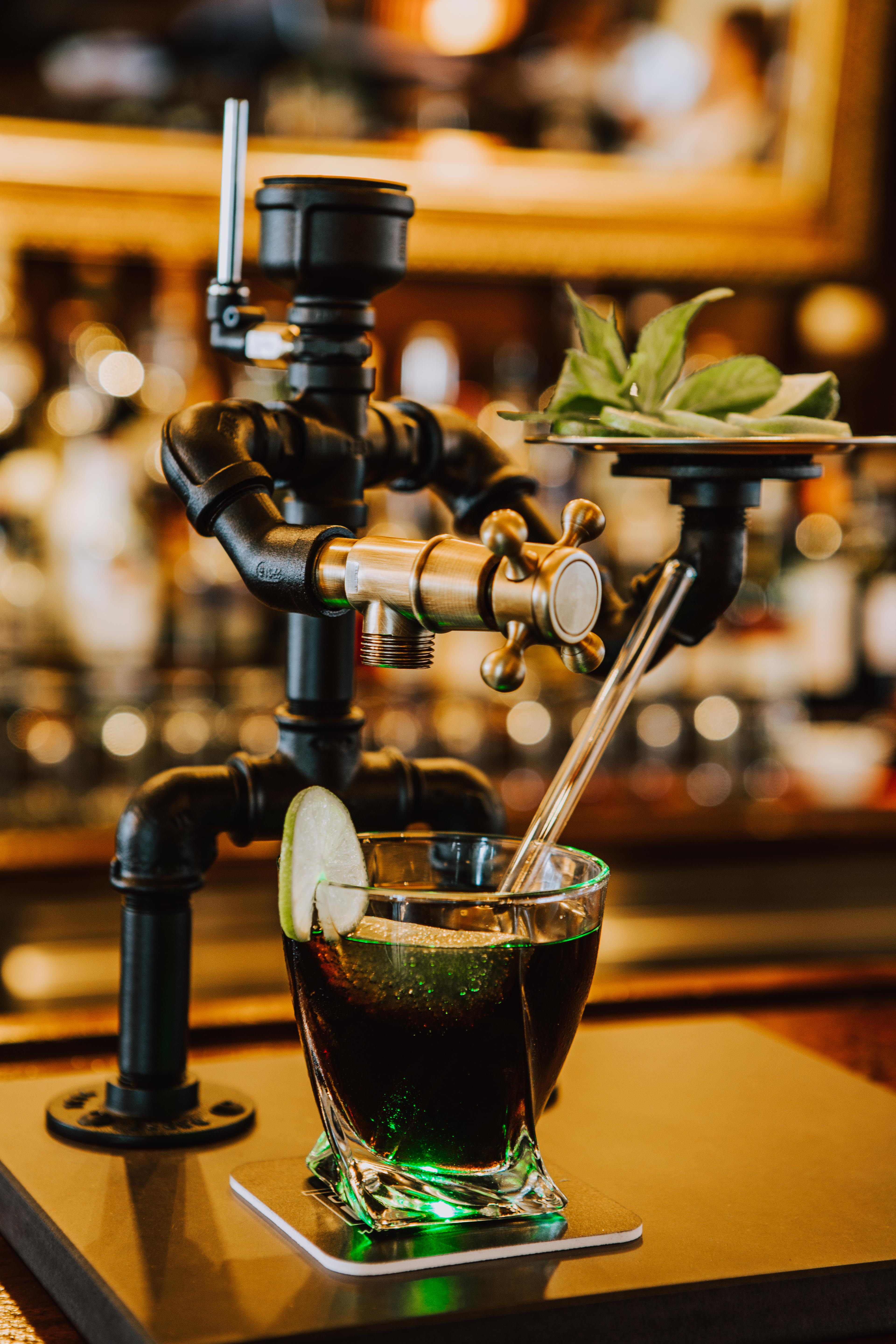 Getränkespender Spirituosen Whisky Schnaps Rum Grappa