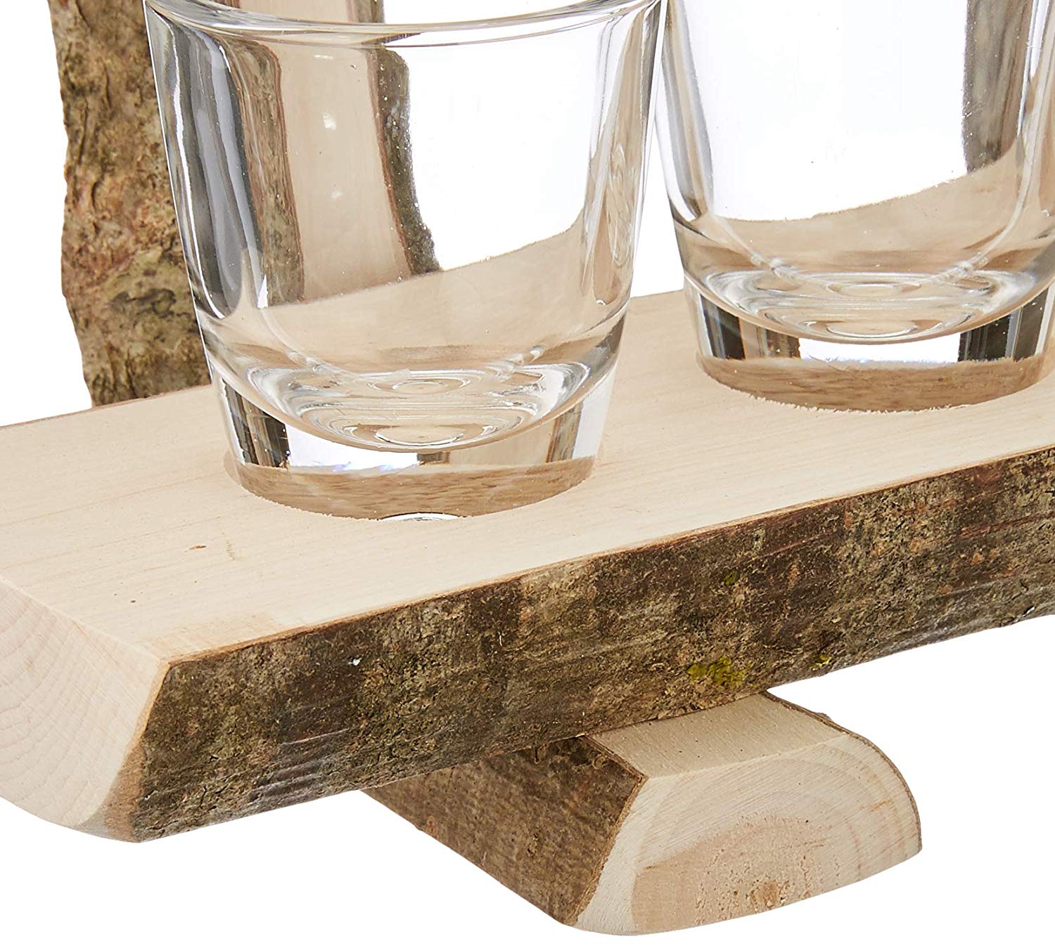 Holzbank mit 4 Schnapsgläsern