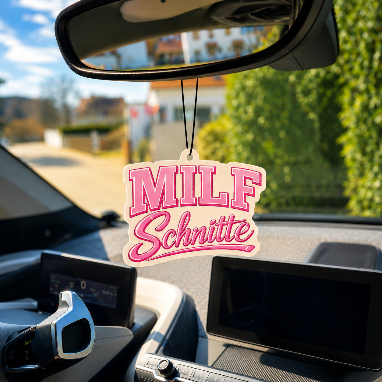MILF Schnitte Duftbaum – fruchtiger Duft trifft frechen Humor