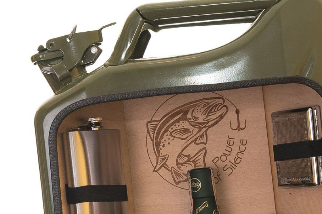 Männerhandtasche mal anders -Power of Silence- Die Minibar für echte Fischer